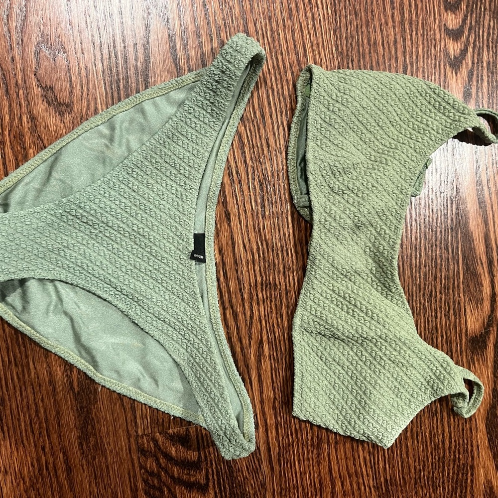 TRIANGL Olive Textured Bikini Set